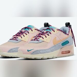 NIKE Tennis Shoes || Size 8